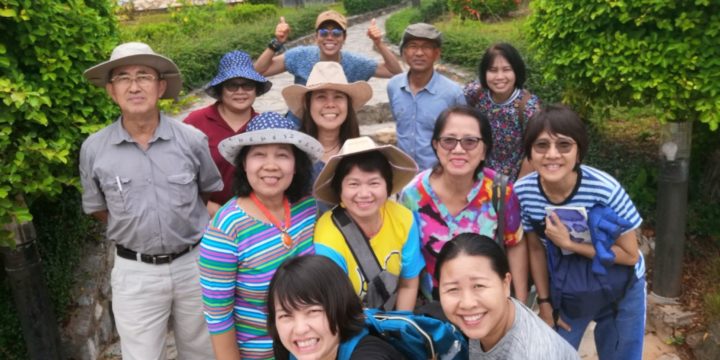 อบรมธรรมชาติศึกษา ผู้บริหารและคณะครูที่ อ.สัตหีบ จ.ชลบุรี